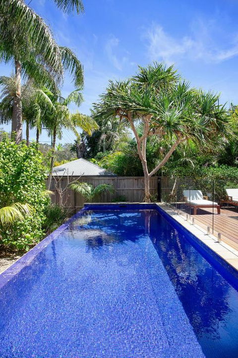 Away Guesthouse- Away On Shirley Lane - Redcliffe Tourism 2