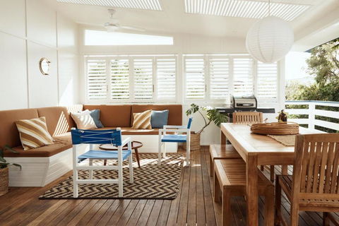 BAY PROPERTIES . The Sailors Upper Deck - Redcliffe Tourism 0