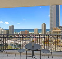 Chevron Renaissance Ocean View - Redcliffe Tourism