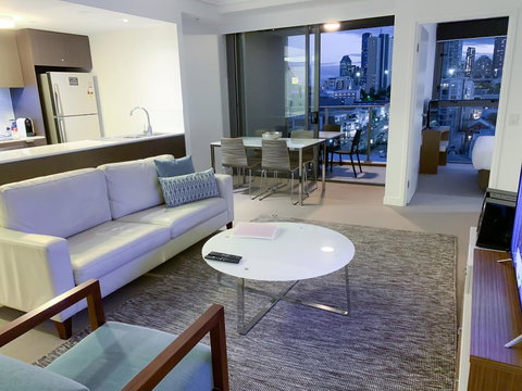 M&A Apartments - Redcliffe Tourism 16