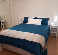Bee-Haven Cottage - Redcliffe Tourism