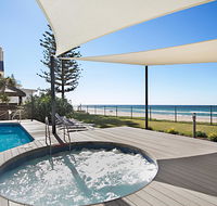 Hibiscus on the Beach - Redcliffe Tourism