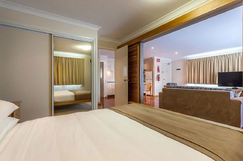 Eastgate On The Range Motel - Redcliffe Tourism 12