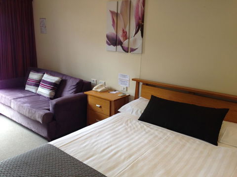 Eastgate On The Range Motel - Redcliffe Tourism 33