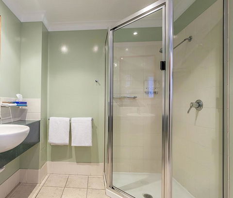 Eastgate On The Range Motel - Redcliffe Tourism 7