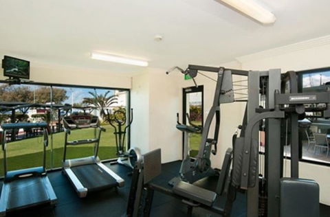 Focus Apartments - Redcliffe Tourism 9