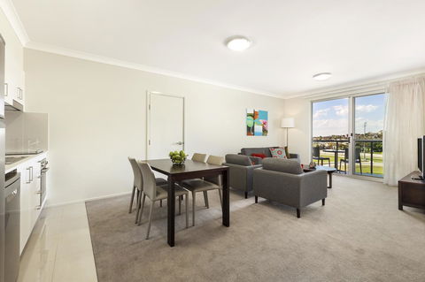 Quest Breakfast Creek - Redcliffe Tourism 20