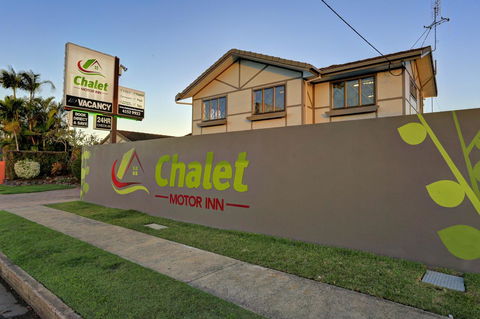 Chalet Motor Inn - Redcliffe Tourism 3
