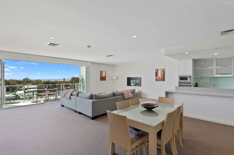 Akama Resort - Redcliffe Tourism 25