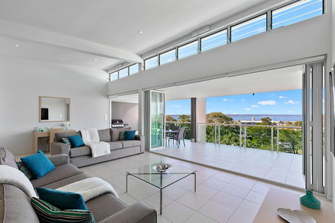 Akama Resort - Redcliffe Tourism 31