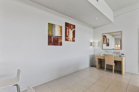 Akama Resort - Redcliffe Tourism 20
