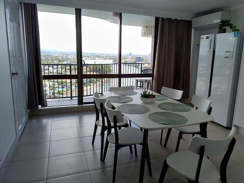 Silverton Apartment Resort Surfers Paradise - Redcliffe Tourism 11