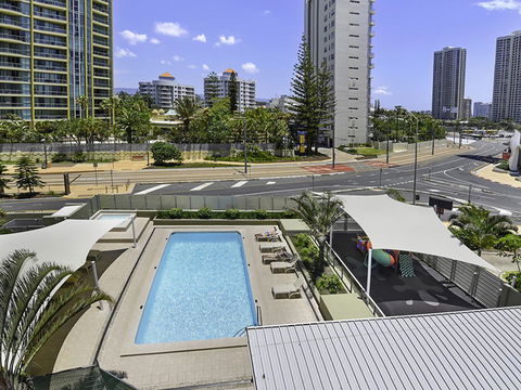 Surf 150 - Redcliffe Tourism 12