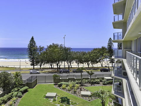 Surf 150 - Redcliffe Tourism 38