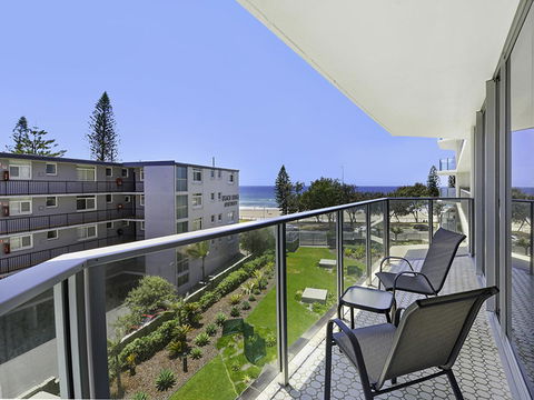 Surf 150 - Redcliffe Tourism 36