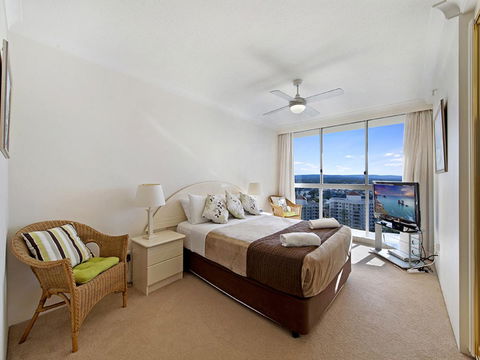 Surf 150 - Redcliffe Tourism 24