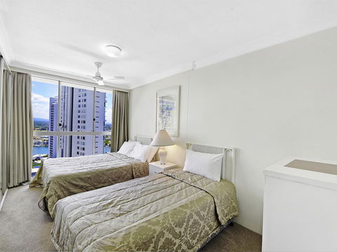 Surf 150 - Redcliffe Tourism 17