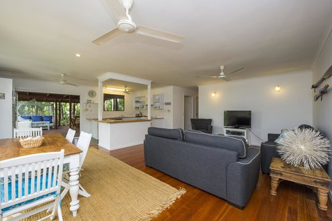 Koorakai - Redcliffe Tourism 1