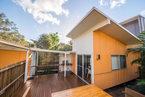 Allure Stradbroke Resort - Redcliffe Tourism 9