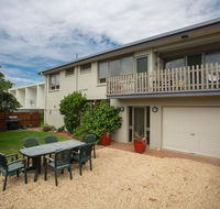 'Banksia 7' Marine Parade - Redcliffe Tourism