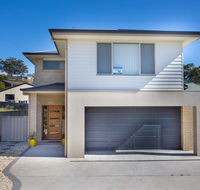 'Banksia Atura' at Tura Beach - Redcliffe Tourism