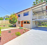 'Beach Break 2' 2/10 Lionel St - downstairs unit with Aircon - Redcliffe Tourism