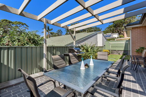 'Tween Bays', Ocean Beach Road, 3/39 - Redcliffe Tourism 0