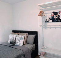 1 Private Double Room In Carramar 1-minute to Station - SHAREHOUSE - Redcliffe Tourism