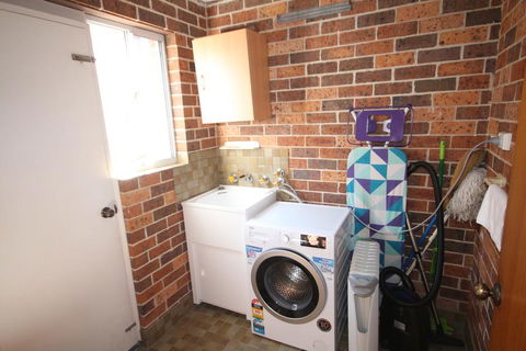 1/2 Brunswick Avenue - Redcliffe Tourism 1
