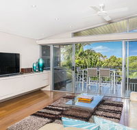 1/22 Mahogany Drive - Beach House 1  Vue - Redcliffe Tourism