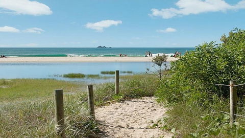 1/56 Lawson Street@Clarkes Beach - Redcliffe Tourism 2