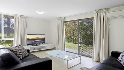 1/56 Lawson Street@Clarkes Beach - Redcliffe Tourism 1