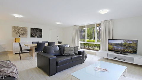 1/56 Lawson Street@Clarkes Beach - Redcliffe Tourism 3