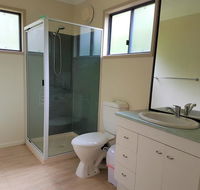 10 Naiad Court -Beach Retreat in the bush - Redcliffe Tourism