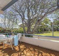 103 Bannister Head Rd - Beaming Bannister Retreat - Redcliffe Tourism