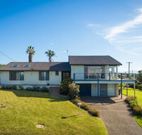 106 Ocean Parade Dalmeny - Redcliffe Tourism