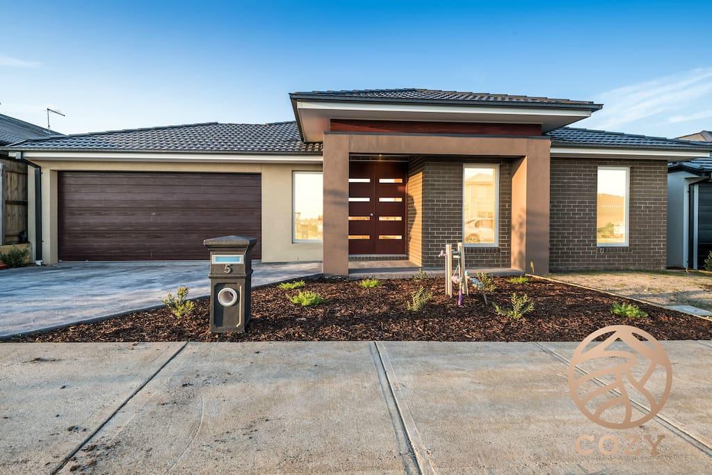 Calder Park VIC Redcliffe Tourism
