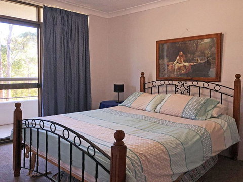 15 'The Commodore' 9-11 Donald Street - Great Unit Only A Short Walk To CBD - Redcliffe Tourism 3
