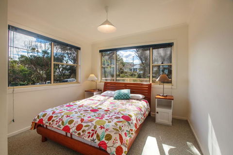 164 Mitchell Pde - Spectacular Views - Redcliffe Tourism 2