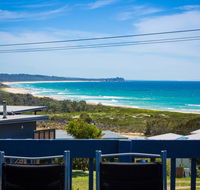 17 Dulling Street - Beach House - Redcliffe Tourism