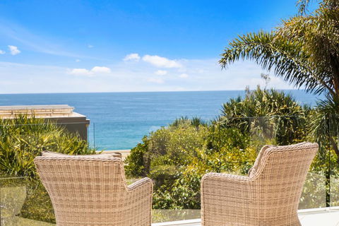 19 Ross Crescent - Redcliffe Tourism 0