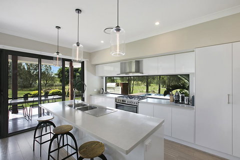 1OAK - Redcliffe Tourism 3