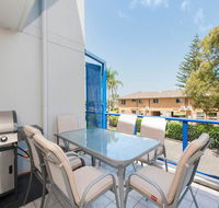 2 Cirrus - Redcliffe Tourism