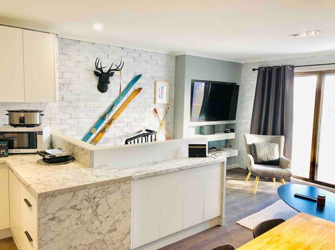 24 Lawlers 3 Bedroom - Redcliffe Tourism 2