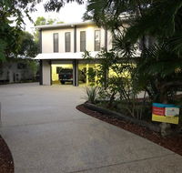 25 Naiad Court - Rainbow Shores The Ultimate Beachside Executive Property Air conditioned - Redcliffe Tourism