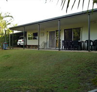 27 Carlo Road - Rainbow Beach Affordable Family Beach House - Redcliffe Tourism