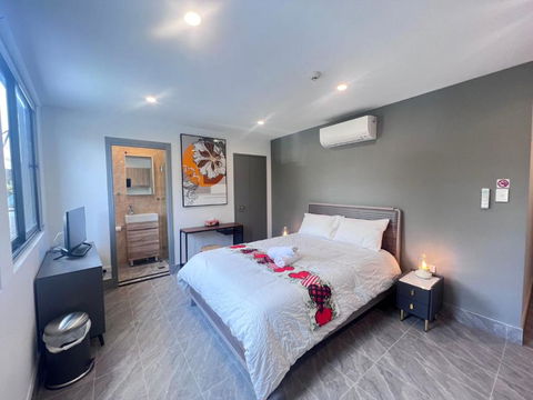 Brand New Furnished Studios - Redcliffe Tourism 1