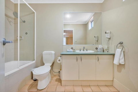 C Mandurah Apartment Resort - Redcliffe Tourism 4