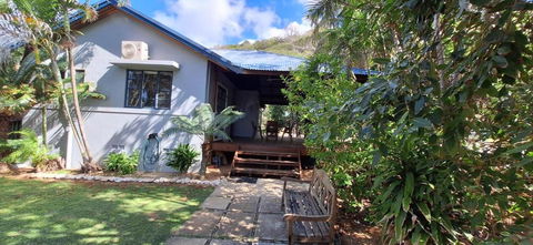 Coconut Cottage Christmas Island - Redcliffe Tourism 2
