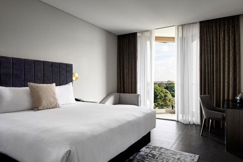 Crowne Plaza Sydney Burwood, An IHG Hotel - Redcliffe Tourism 4